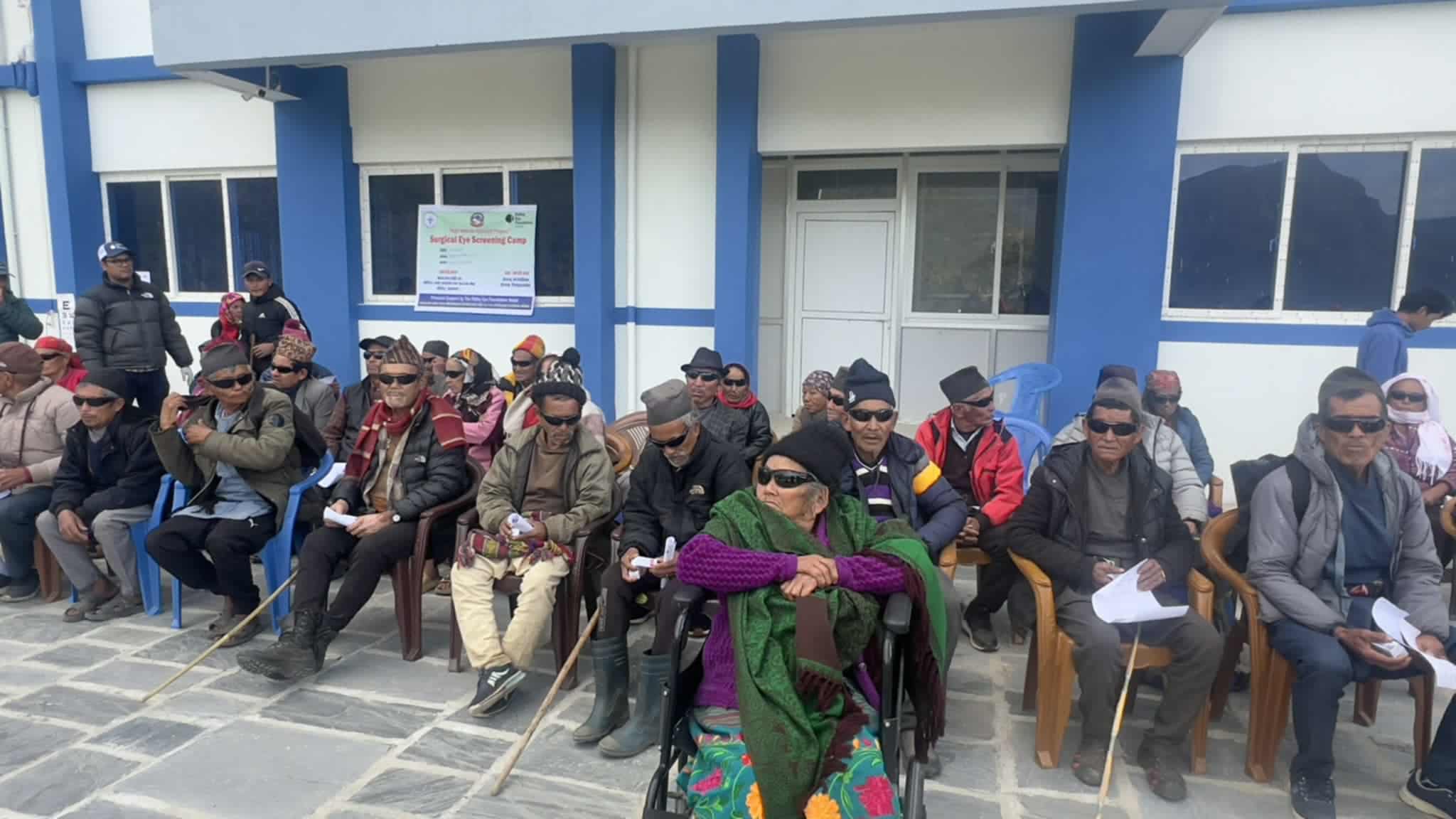 हेलम्बु गाउँपालिकामा निःशुल्क आँखा शिविर, १ हजार ११६ जनाको आँखा परिक्षण