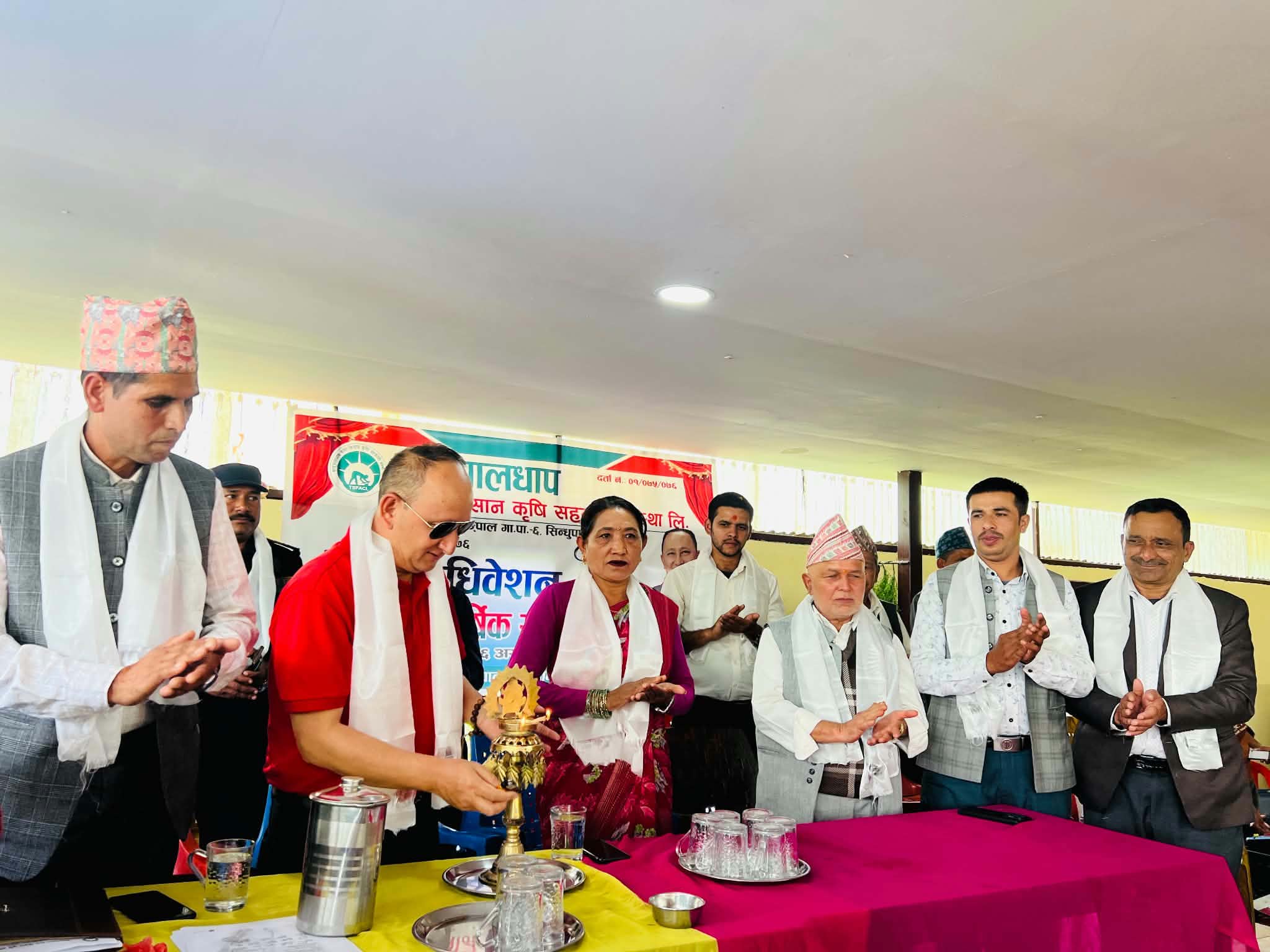 थाङपालधाप साना किसान सहकारीको तेस्रो अधिवेशन बाट पौडेलकै नेतृत्वमा नयाँ कार्यसमिति