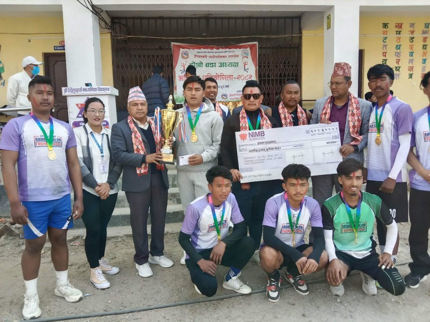 दोस्रो वडाध्यक्षकप भलिबल प्रतियोगिताको उपाधि वडा नम्बर ५ लाई