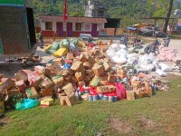 ठूलो परिमाणको चिनियाँ किराना सामानसहित एक सवारीसाधन शशस्त्र प्रहरीकाे  नियन्त्रणमा