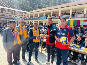 पालिका स्तरीय शिक्षक भलिबल प्रतियोगिता सुरु