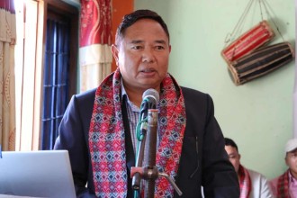 शिक्षकहरु पेशा प्रति इमानदार हुन जरुरी छ : नगर प्रमुख तामाङ