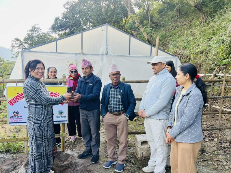 मेलम्चीमा दुई सामुदायिक वन नर्सरी केन्द्र वडा कार्यालयलाई हस्तान्तरण
