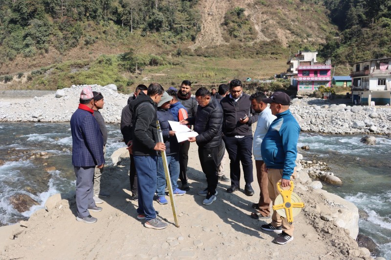 मेलम्ची–फट्टे पुल पुनर्निर्माणतर्फ ठोस पहल, नगरप्रमुख तामाङद्वारा स्थलगत अवलोकन