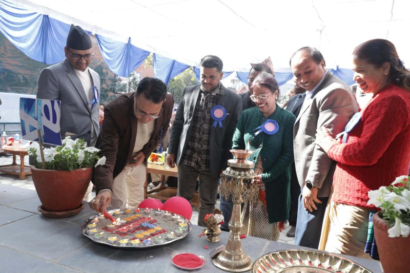 अरुणिमा शैक्षिक प्रतिष्ठानकाे ४१औँ स्थापना दिवसको अवसरमा विशिष्ट व्यक्तित्वहरु अभिनन्दन