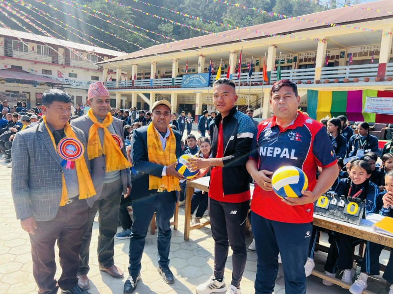 पालिका स्तरीय शिक्षक भलिबल प्रतियोगिता सुरु