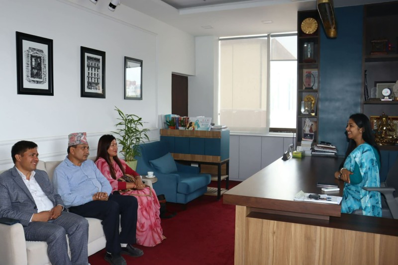 काठमाडौँ महानगरपालिकाका कार्यवाहक प्रमुख सुनिता डङ्गोल  र  मेलम्ची नगरपालिकाका उप प्रमुख उमा प्रधान बिच भेटवार्ता