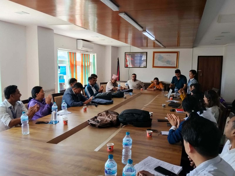 इन्द्रावती  गाँउपालिकाको स्वास्थ्य शाखाको समिक्षा सम्पन्न